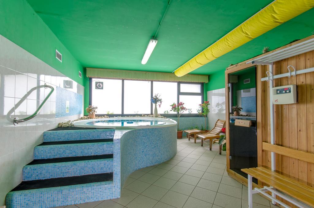 Hotel Residence Club Primula Pescasseroli Exteriör bild