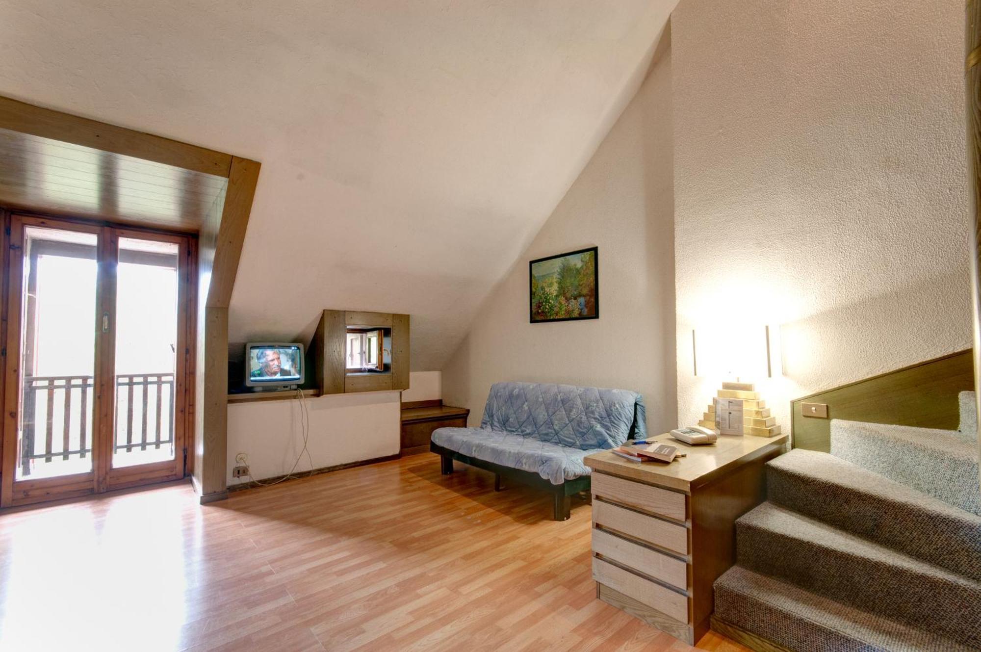 Hotel Residence Club Primula Pescasseroli Rum bild